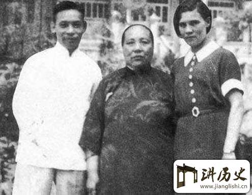 惨死于日军轰炸的蒋介石原配夫人:毛福梅的悲剧