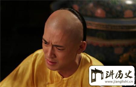 <rb>光</rb><rt>guāng</rt><rb>绪</rb><rt>xù</rt><rb>被</rb><rt>bèi</rt><rb>慈</rb><rt>cí</rt><rb>禧</rb><rt>xǐ</rt><rb>囚</rb><rt>qiú</rt><rb>禁</rb><rt>jìn</rt><rb>以</rb><rt>yǐ</rt><rb>后</rb><rt>hòu</rt><rb>是</rb><rt>shì</rt><rb>怎</rb><rt>zěn</rt><rb>样</rb><rt>yàng</rt><rb>消</rb><rt>xiāo</rt><rb>磨</rb><rt>mó</rt><rb>时</rb><rt>shí</rt><rb>光</rb><rt>guāng</rt>?