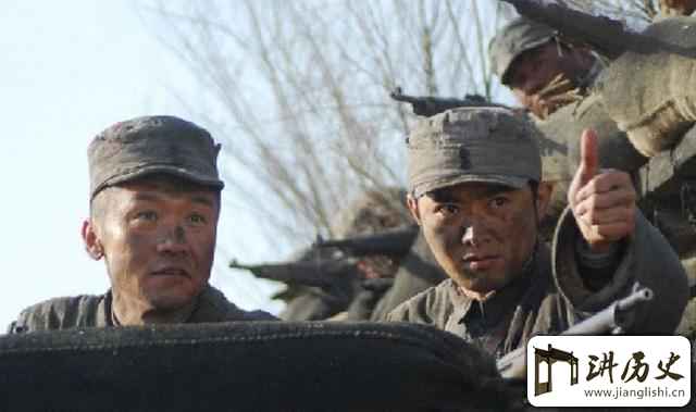<rb>技</rb><rt>jì</rt><rb>术</rb><rt>shù</rt><rb>贴</rb><rt>tiē</rt>:<rb>指</rb><rt>zhǐ</rt><rb>挥</rb><rt>huī</rt><rb>员</rb><rt>yuán</rt><rb>必</rb><rt>bì</rt><rb>会</rb><rt>huì</rt><rb>的</rb><rt>de</rt>4<rb>种</rb><rt>zhǒng</rt><rb>战</rb><rt>zhàn</rt><rb>场</rb><rt>chǎng</rt><rb>测</rb><rt>cè</rt><rb>距</rb><rt>jù</rt><rb>土</rb><rt>tǔ</rt><rb>办</rb><rt>bàn</rt><rb>法</rb><rt>fǎ</rt>,<rb>在</rb><rt>zài</rt><rb>生</rb><rt>shēng</rt><rb>活</rb><rt>huó</rt><rb>中</rb><rt>zhōng</rt><rb>也</rb><rt>yě</rt><rb>非</rb><rt>fēi</rt><rb>常</rb><rt>cháng</rt><rb>实</rb><rt>shí</rt><rb>用</rb><rt>yòng</rt>!