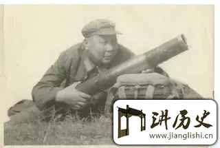 <rb>技</rb><rt>jì</rt><rb>术</rb><rt>shù</rt><rb>贴</rb><rt>tiē</rt>:<rb>指</rb><rt>zhǐ</rt><rb>挥</rb><rt>huī</rt><rb>员</rb><rt>yuán</rt><rb>必</rb><rt>bì</rt><rb>会</rb><rt>huì</rt><rb>的</rb><rt>de</rt>4<rb>种</rb><rt>zhǒng</rt><rb>战</rb><rt>zhàn</rt><rb>场</rb><rt>chǎng</rt><rb>测</rb><rt>cè</rt><rb>距</rb><rt>jù</rt><rb>土</rb><rt>tǔ</rt><rb>办</rb><rt>bàn</rt><rb>法</rb><rt>fǎ</rt>,<rb>在</rb><rt>zài</rt><rb>生</rb><rt>shēng</rt><rb>活</rb><rt>huó</rt><rb>中</rb><rt>zhōng</rt><rb>也</rb><rt>yě</rt><rb>非</rb><rt>fēi</rt><rb>常</rb><rt>cháng</rt><rb>实</rb><rt>shí</rt><rb>用</rb><rt>yòng</rt>!