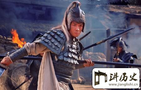 <rb>为</rb><rt>wéi</rt><rb>何</rb><rt>hé</rt><rb>很</rb><rt>hěn</rt><rb>多</rb><rt>duō</rt><rb>人</rb><rt>rén</rt><rb>都</rb><rt>dōu</rt><rb>喜</rb><rt>xǐ</rt><rb>欢</rb><rt>huān</rt><rb>赵</rb><rt>zhào</rt><rb>云</rb><rt>yún</rt>?<rb>怎</rb><rt>zěn</rt><rb>么</rb><rt>me</rt><rb>评</rb><rt>píng</rt><rb>价</rb><rt>jià</rt><rb>历</rb><rt>lì</rt><rb>史</rb><rt>shǐ</rt><rb>上</rb><rt>shàng</rt><rb>的</rb><rt>de</rt><rb>赵</rb><rt>zhào</rt><rb>云</rb><rt>yún</rt>